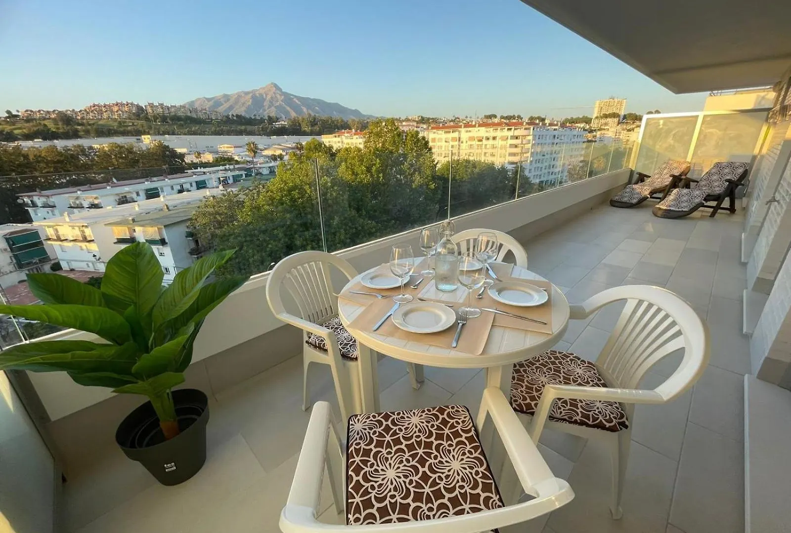 New Aires De Guadaiza Apartment contacts